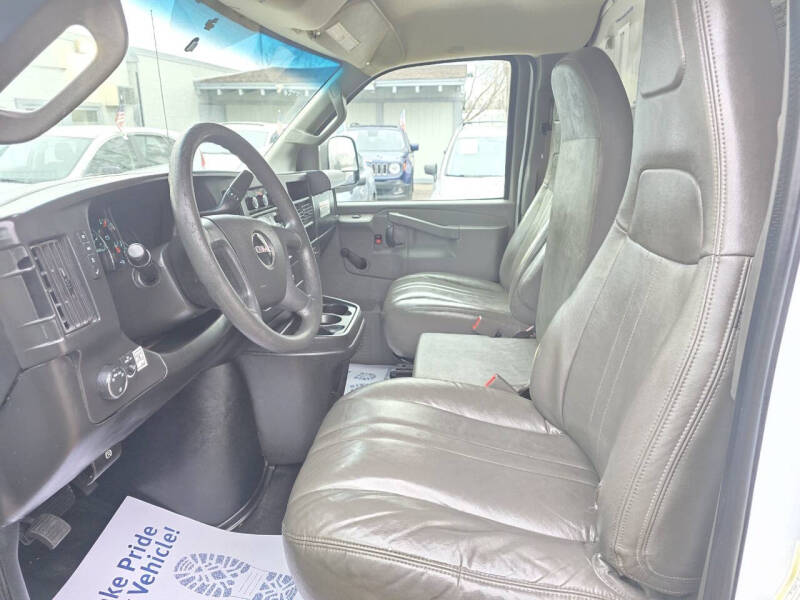 2017 GMC Savana 3500