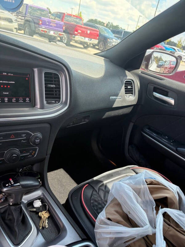 2019 Dodge Charger SXT