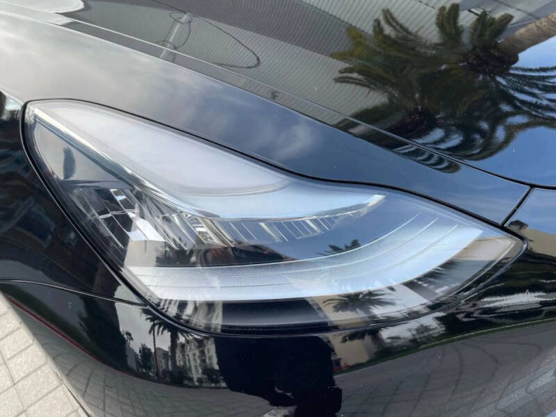 2020 Tesla Model 3 Standard Range Plus