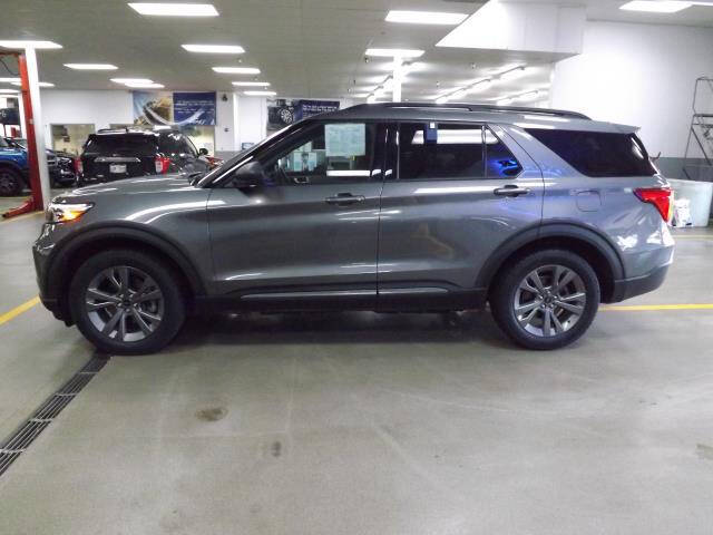 Used 2021 Ford Explorer XLT with VIN 1FMSK8DH5MGA03034 for sale in Platteville, WI