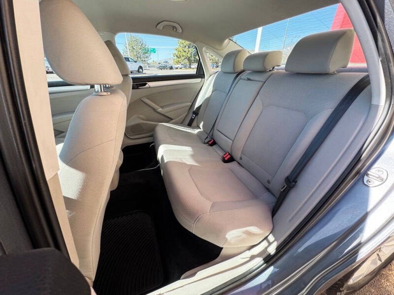 2016 Volkswagen Passat 1.8T S
