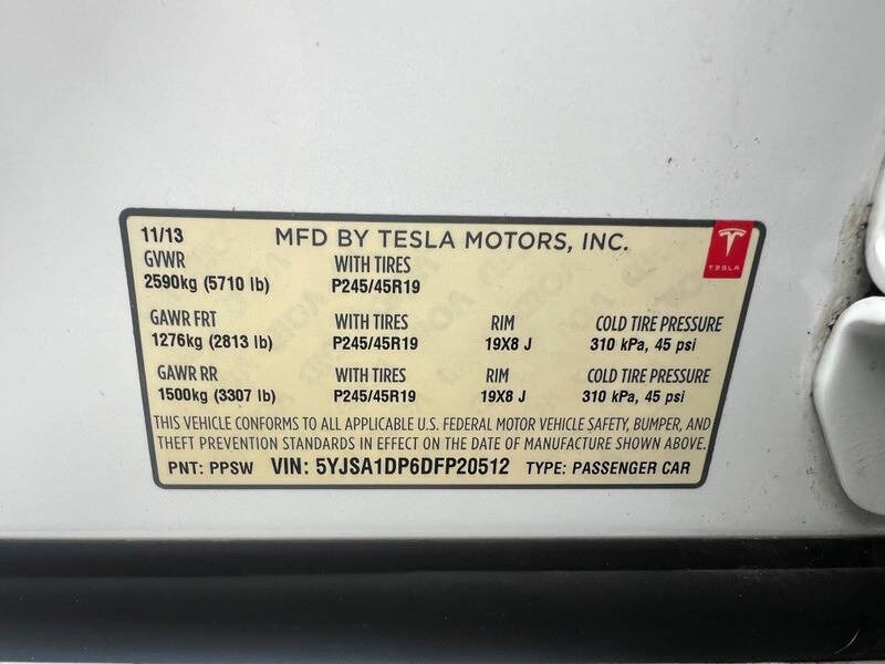 2013 Tesla Model S Performance