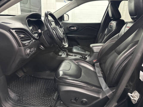 2020 Jeep Cherokee Trailhawk