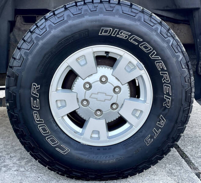 2005 Chevrolet Colorado Z71 LS Base