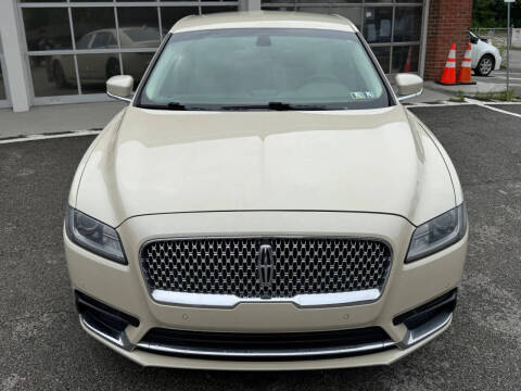 2018 Lincoln Continental Premiere