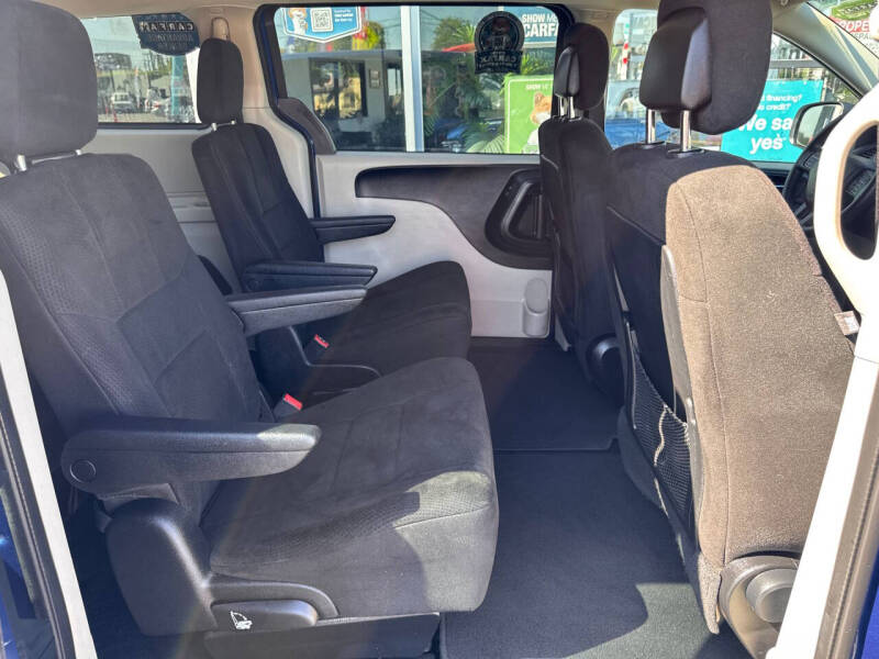 2011 Dodge Grand Caravan Express