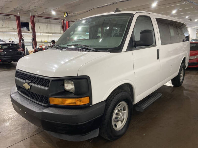 2017 Chevrolet Express LS 3500