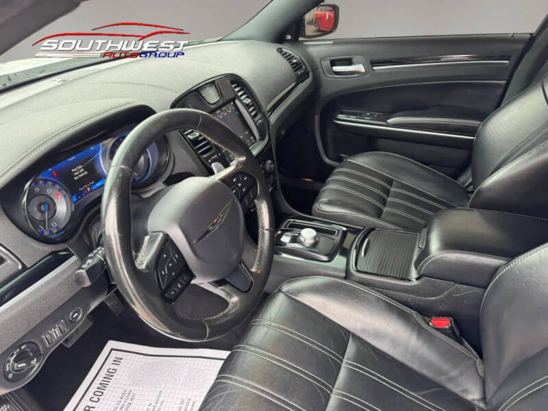 2019 Chrysler 300 S