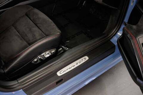2019 Porsche 911 Carrera 4 GTS