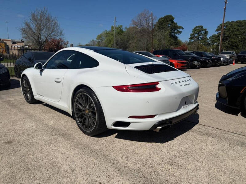 2017 Porsche 911