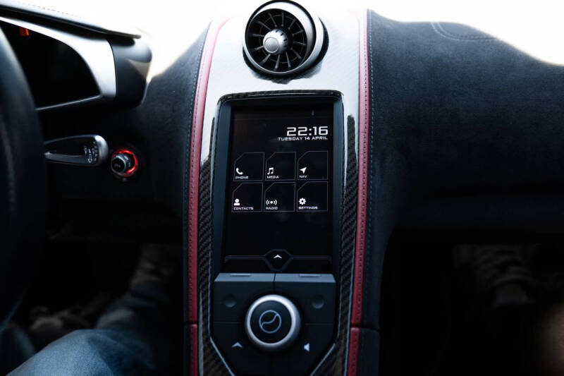 2012 McLaren MP4-12C