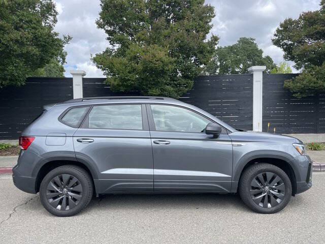 2024 Volkswagen Taos S