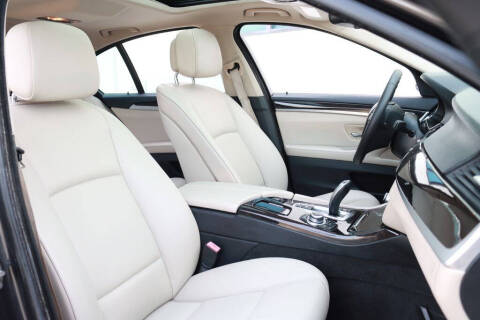 2012 BMW 5 Series 528i xDrive