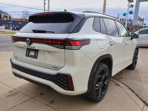 2026 Volkswagen Tiguan SE R-Line Black 4Motion