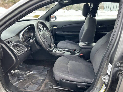 2012 Chrysler 200 LX