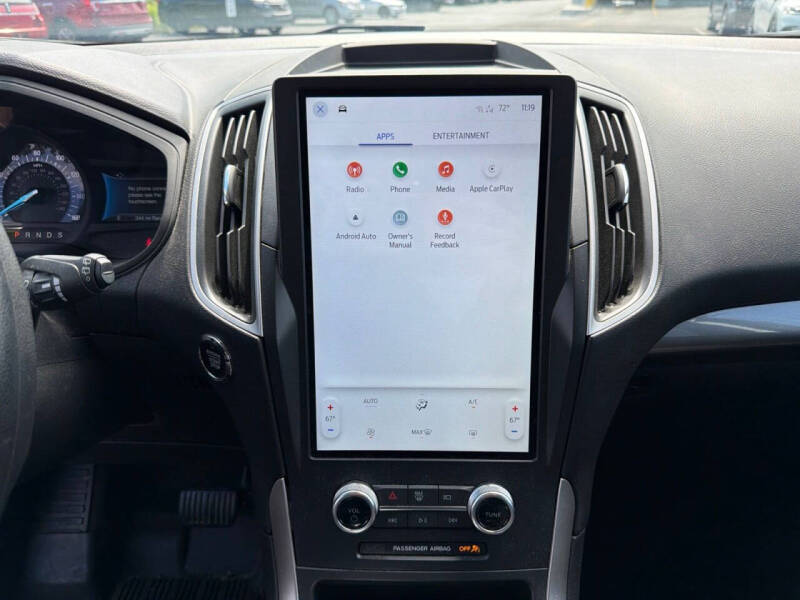 2024 Ford Edge SE