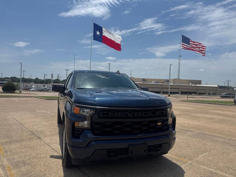 2022 Chevrolet Silverado 1500 Custom