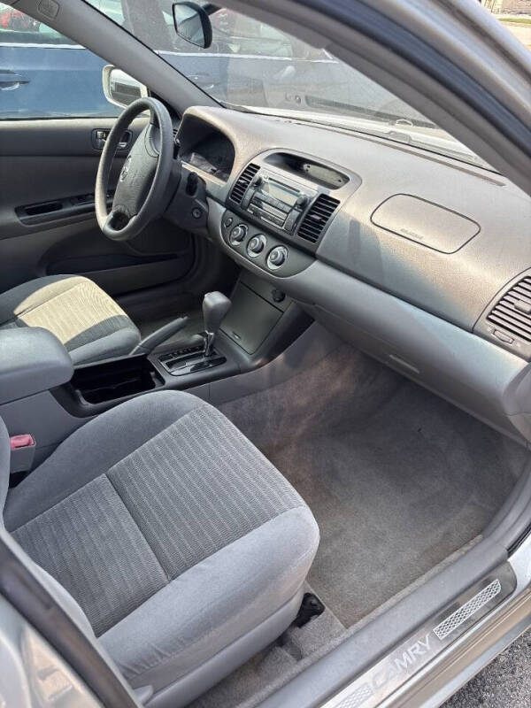 2006 Toyota Camry Standard