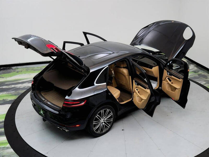 2016 Porsche Macan S