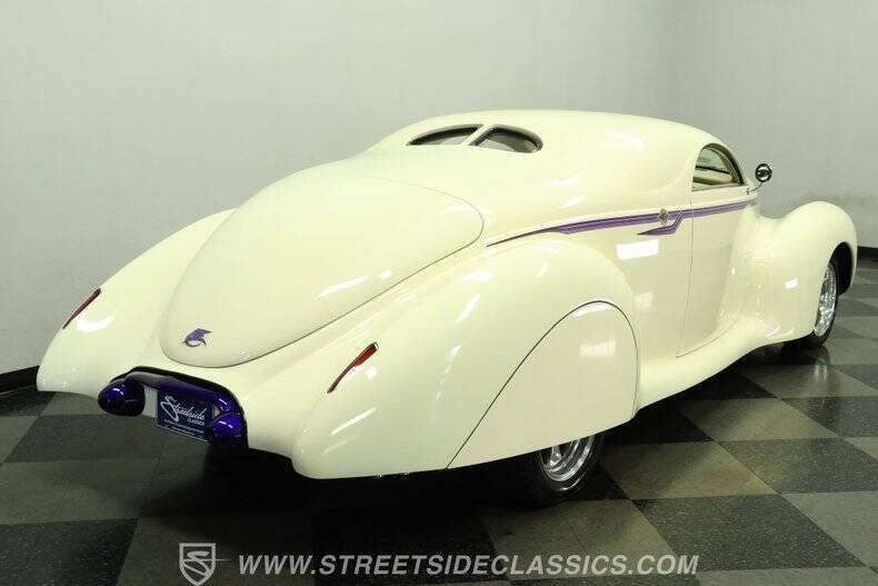 1939 Lincoln Zephyr