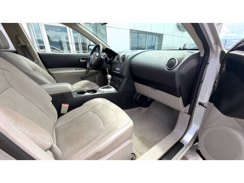 2011 Nissan Rogue SV