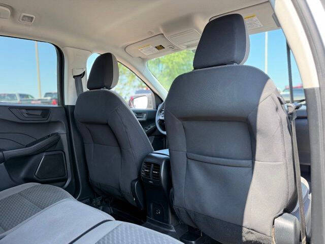 2022 Ford Escape SE