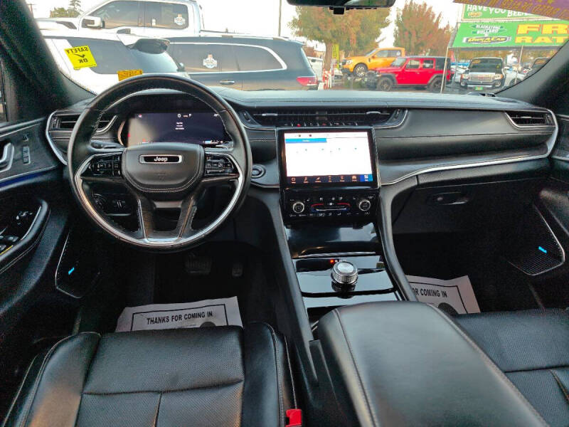 2022 Jeep Grand Cherokee L Overland