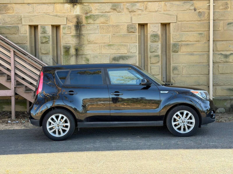 2018 Kia Soul +