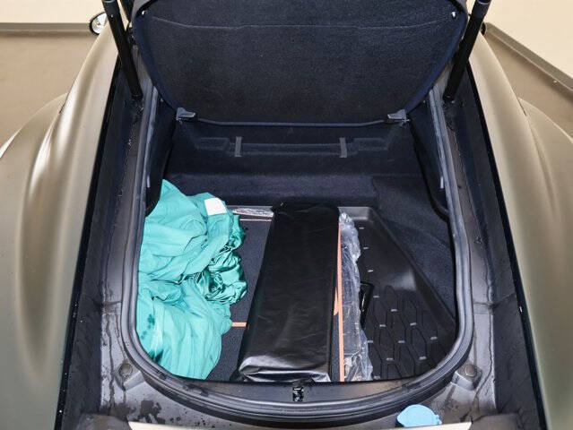 2023 Jaguar F-TYPE R