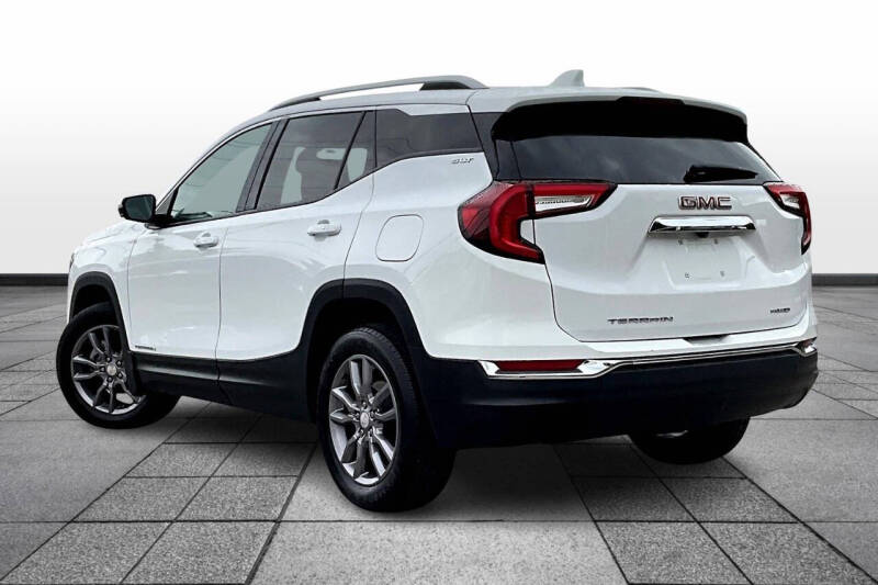 2022 GMC Terrain SLT