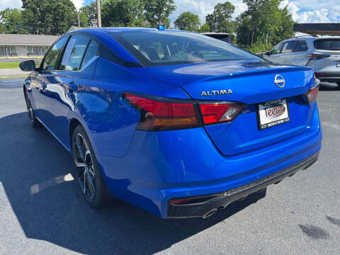 2025 Nissan Altima 2.5 SR