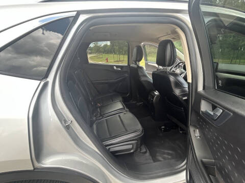 2020 Ford Escape SEL
