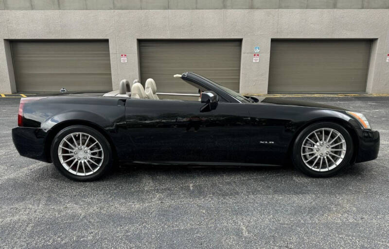 2005 Cadillac XLR