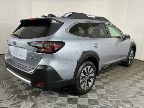 2025 Subaru Outback Touring