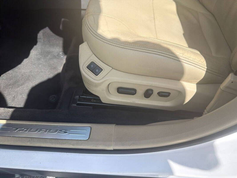 2018 Ford Taurus Limited