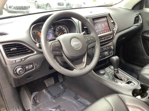 2022 Jeep Cherokee Trailhawk