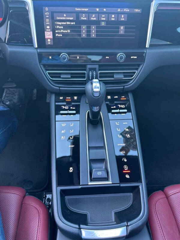 2022 Porsche Macan
