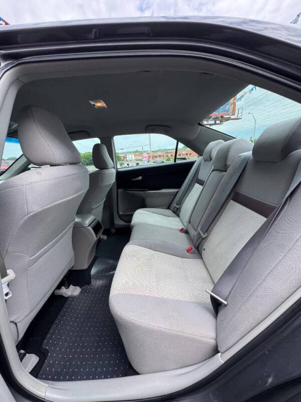 2013 Toyota Camry LE