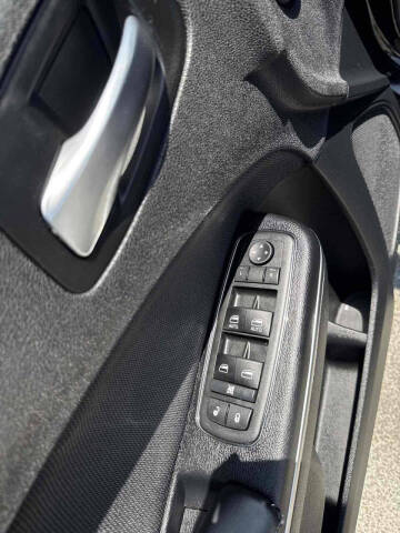 2015 Dodge Charger SE