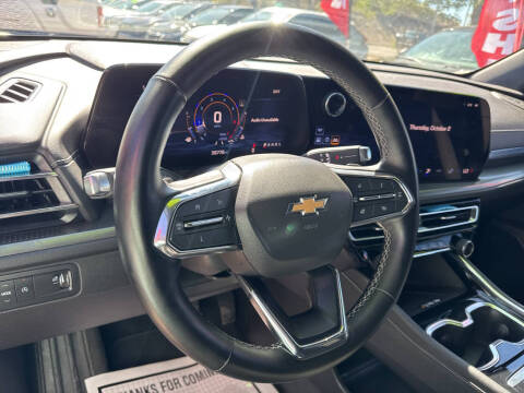 2024 Chevrolet Traverse LT