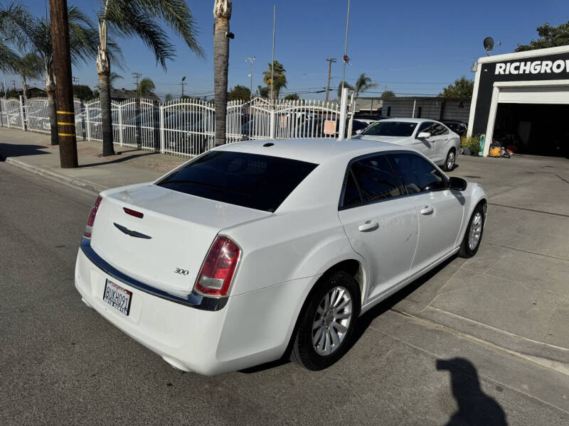 2014 Chrysler 300