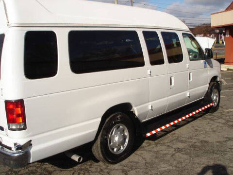 2014 Ford E-Series E-350 SD