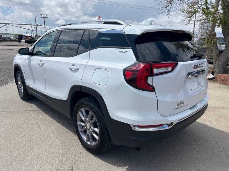 2024 GMC Terrain SLT
