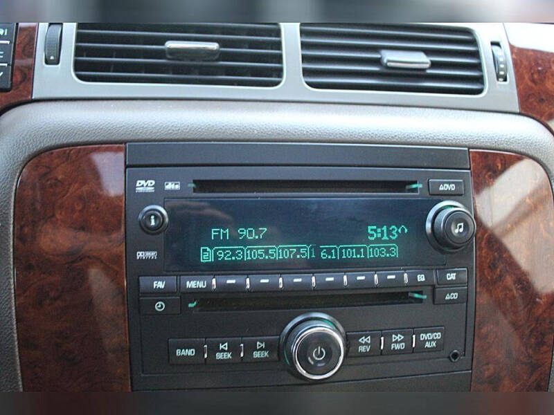 2013 Chevrolet Suburban LT