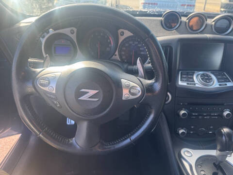 2017 Nissan 370Z Sport