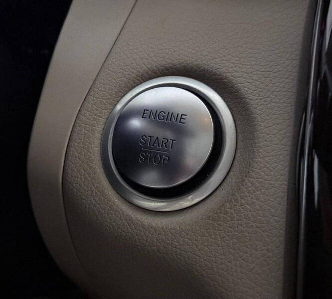 2018 Mercedes-Benz GLC GLC 300 4MATIC