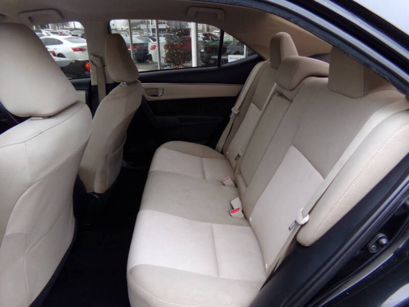 2015 Toyota Corolla LE