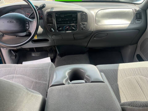 1999 Ford F-150 XLT