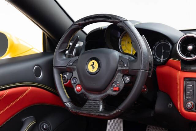 2016 Ferrari California T