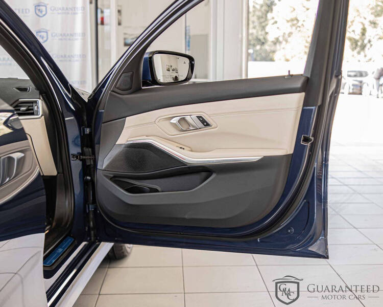 2023 BMW 3 Series 330e xDrive